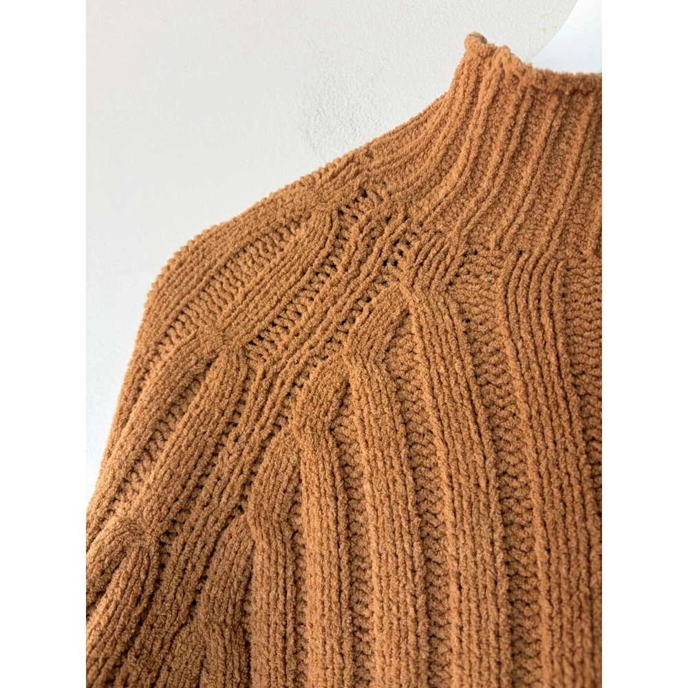 American Eagle Chenille Mock Neck Ribbed Crop Sweater Caramel Brown Women' Med